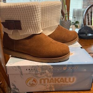 Makalu Women's Brown and Cream Ankle Boots